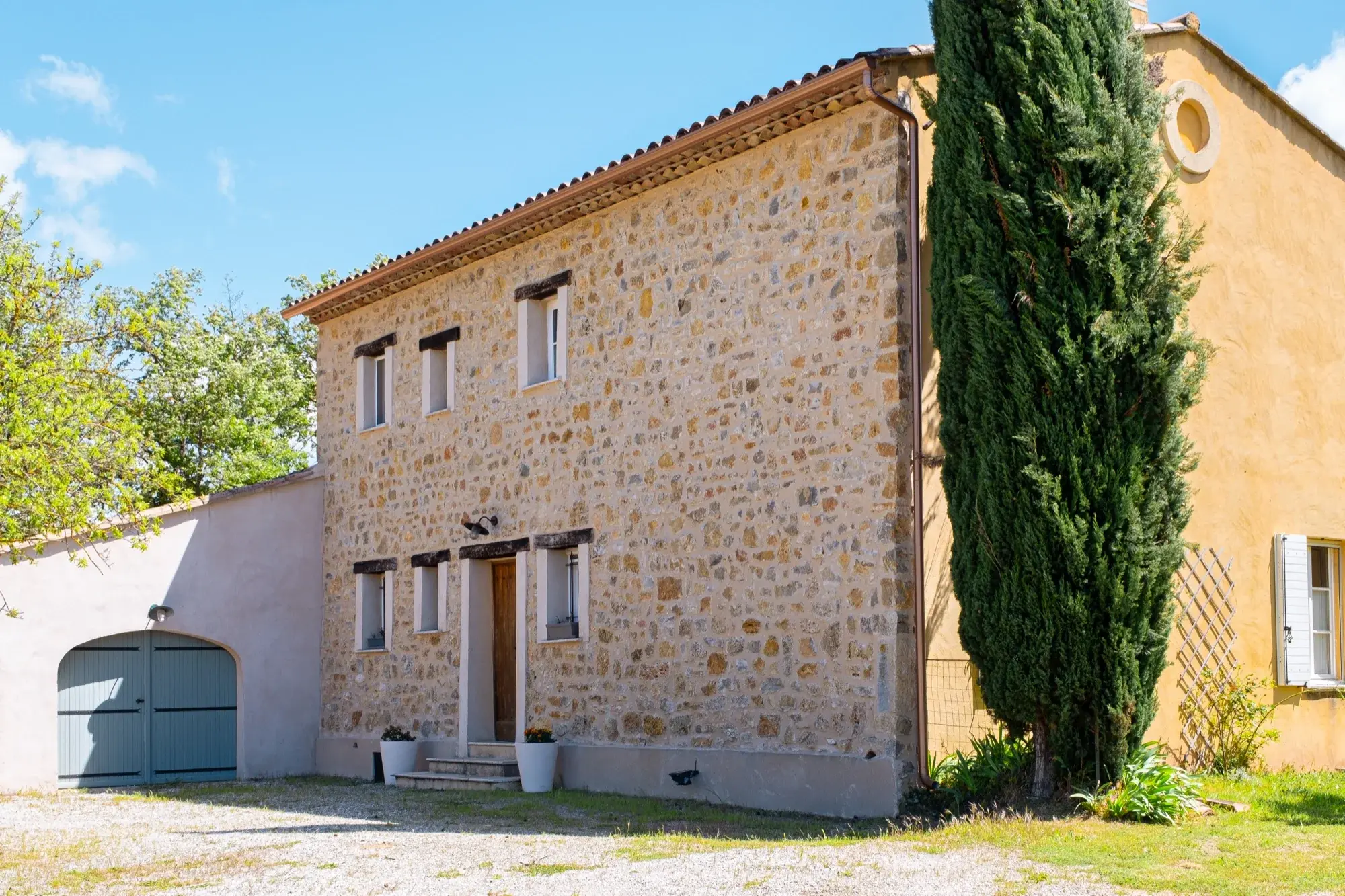 Terrasse de la Bastide des Oliverons